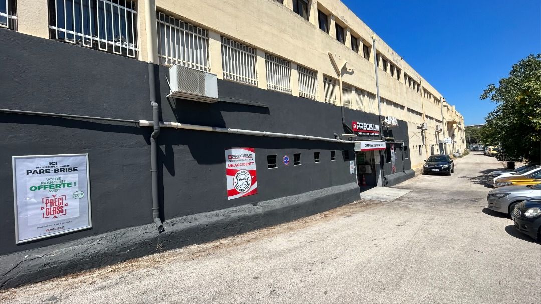 CARROSSERIE SAINT JEAN 2 - LA CIOTAT (13600) Visuel 2